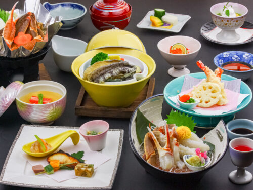 【蟹会席スタンダード】活蟹1匹を蟹刺しと蟹鍋で食す！白山菖蒲亭名物～鮑の源泉蒸し付き