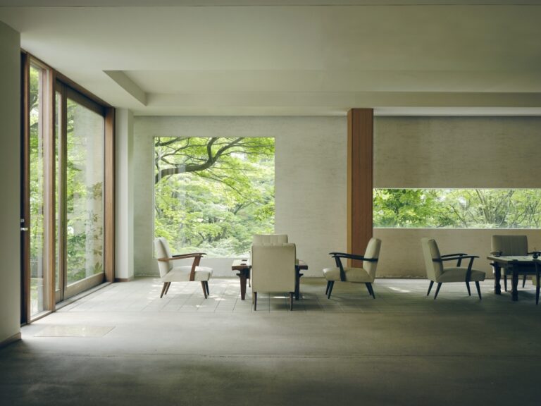 365べにや無何有